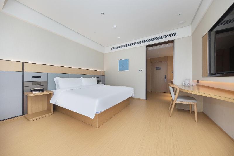 Bed room