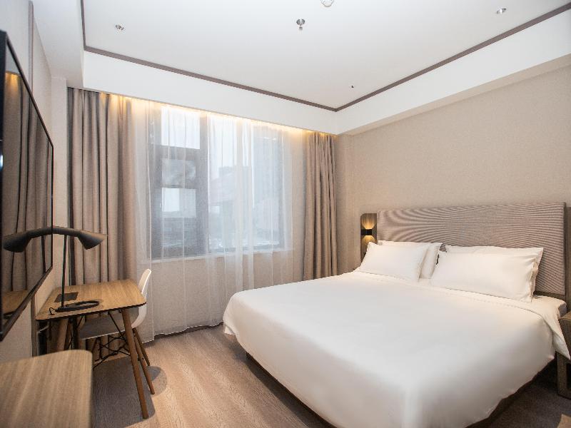 Hanting Hotel (Jiangnan global port ) image