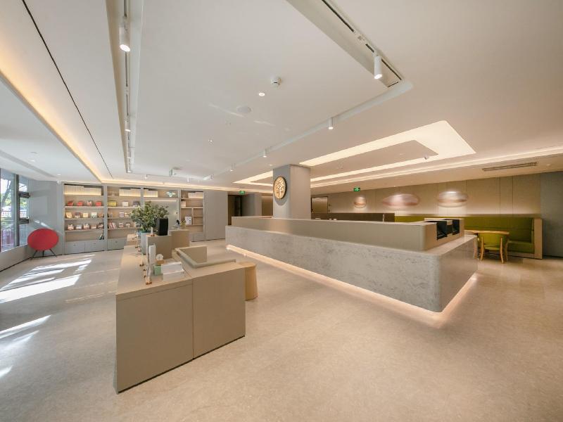 Ji hotelBeijing Jianguomen Baiqiao street image