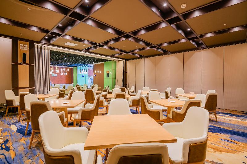 Starway Hotel (Xining Limeng Commercial Pedestrian image