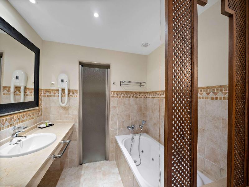 Wyndham Grand Costa del Sol image