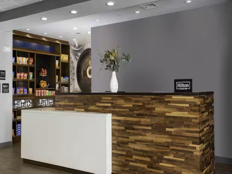 Hampton Inn & Suites Chico image