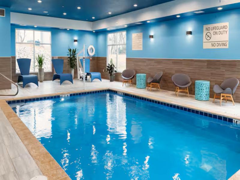 Hampton Inn & Suites Chico image