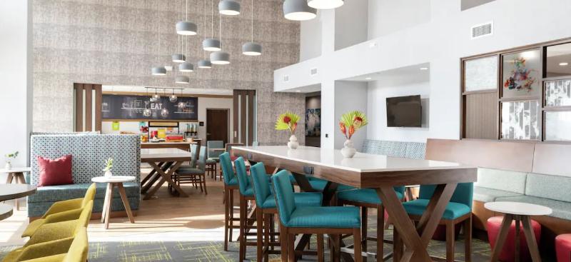 Hampton Inn & Suites Chico image