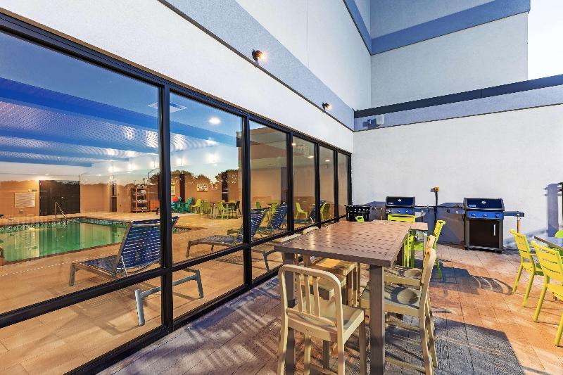 Home2 Suites by Hilton Weatherford image