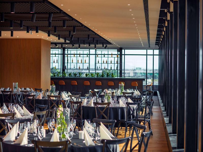 Q Hotel Plus Wroclaw Bielany image