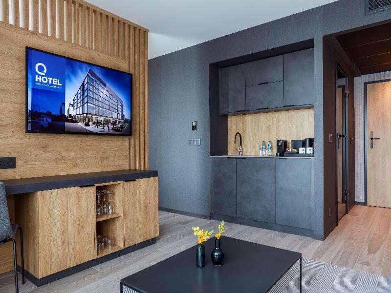 Q Hotel Plus Wroclaw Bielany image