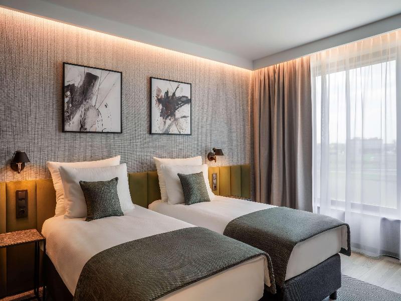 Q Hotel Plus Wroclaw Bielany image