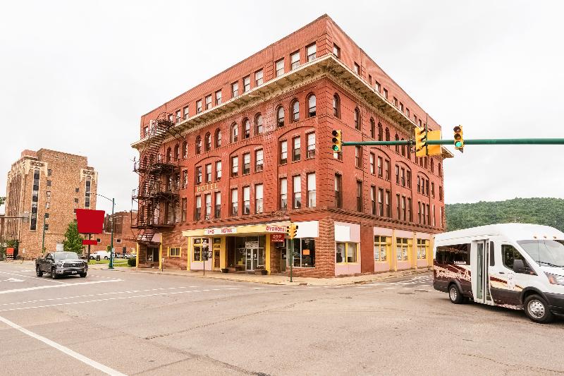 Hotel Bradford Main St PA image