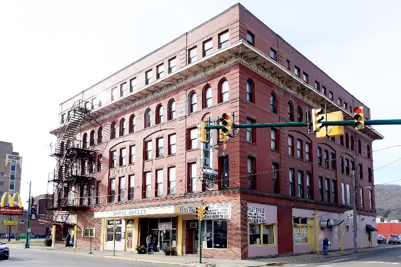 Hotel Bradford Main St PA image