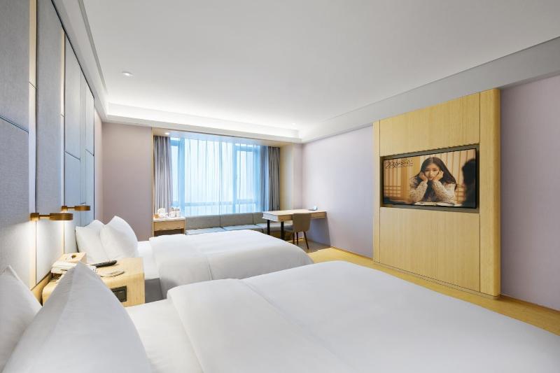 Bed room