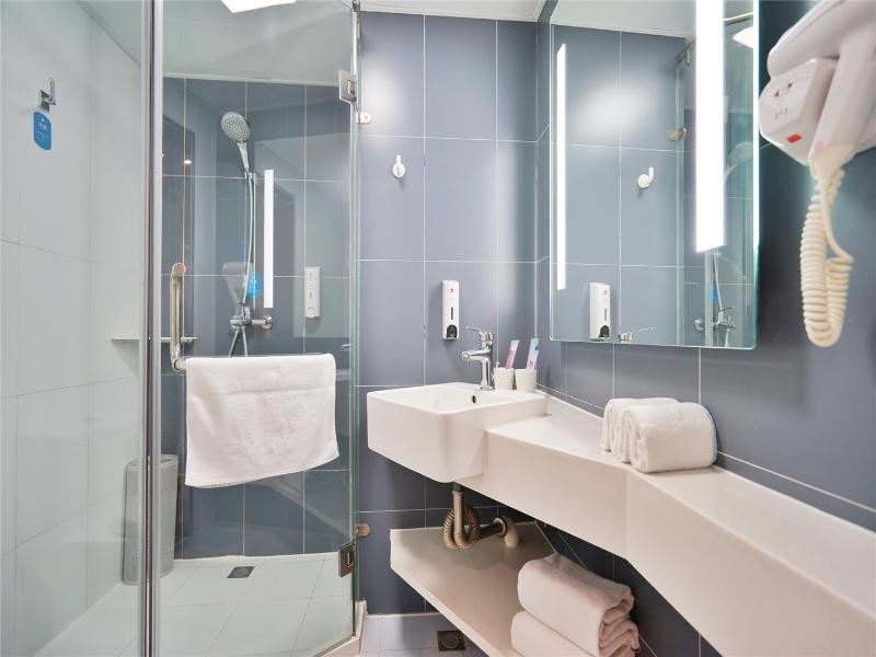 Hanting Hotel (Zhenzhou Jinshui Road 2) 5