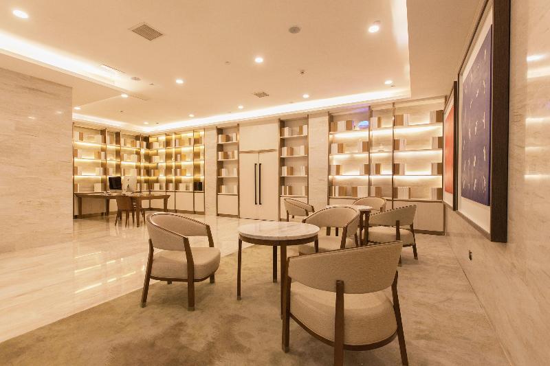 Ji Hotel (Wuhan Wuchang Zhongnan Road)