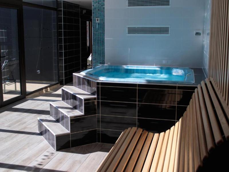 Logis Hotel Chez Camillou image