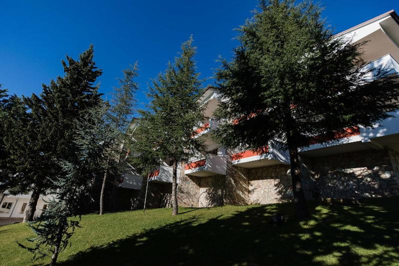Chateau Linza Resort image