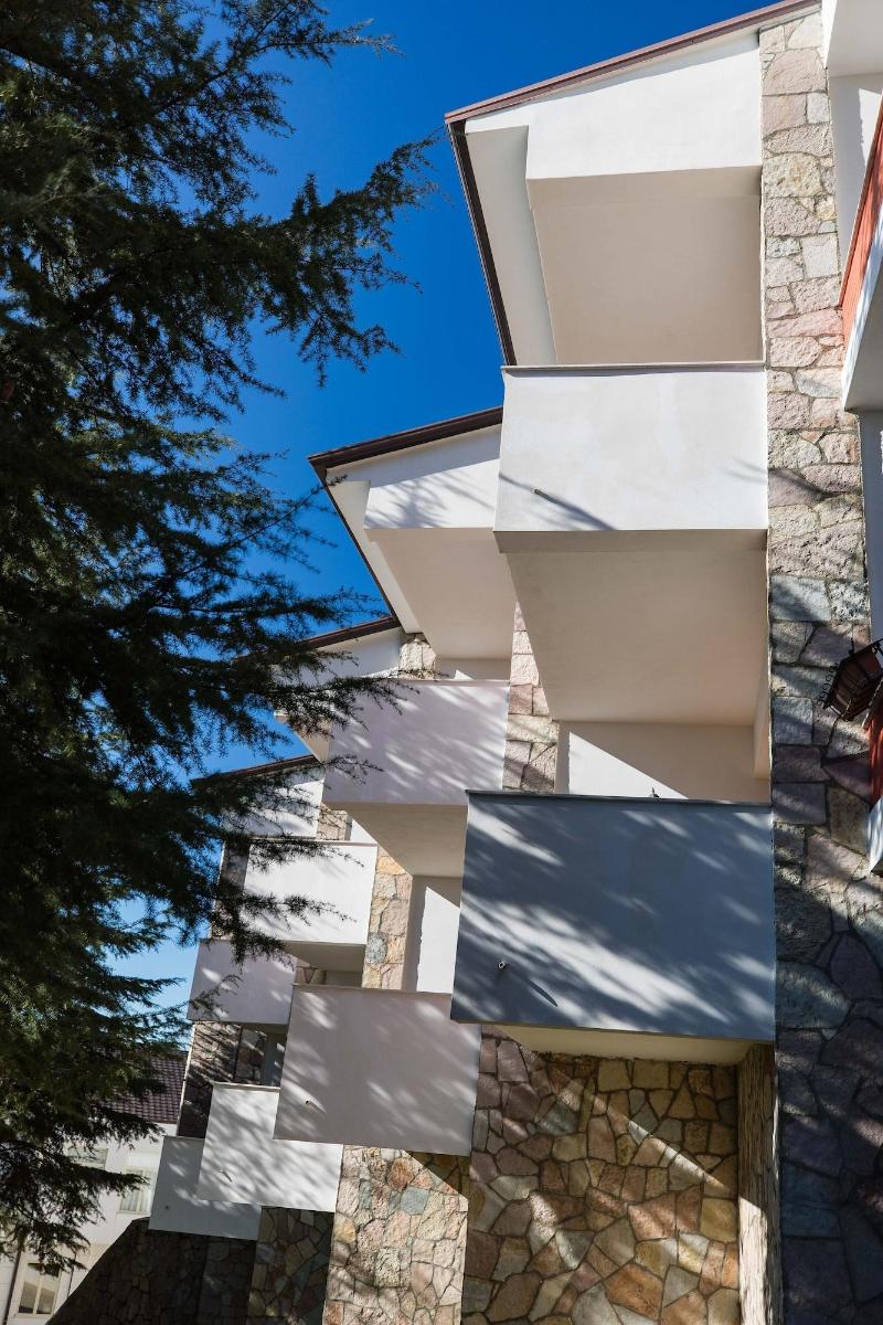 Chateau Linza Resort image