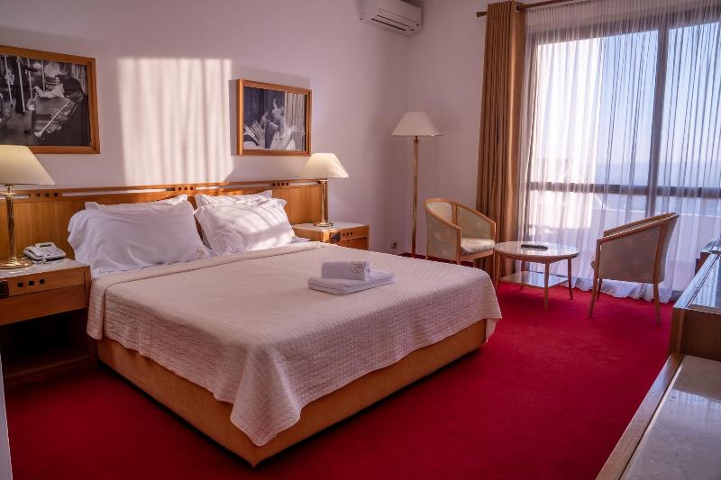 Chateau Linza Resort image