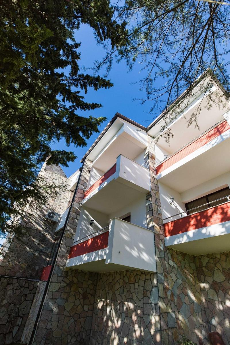 Chateau Linza Resort image