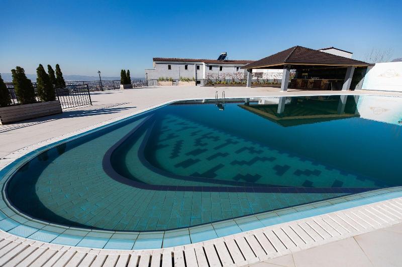 Chateau Linza Resort image