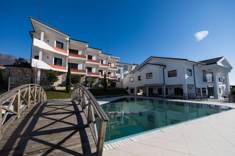 Chateau Linza Resort image