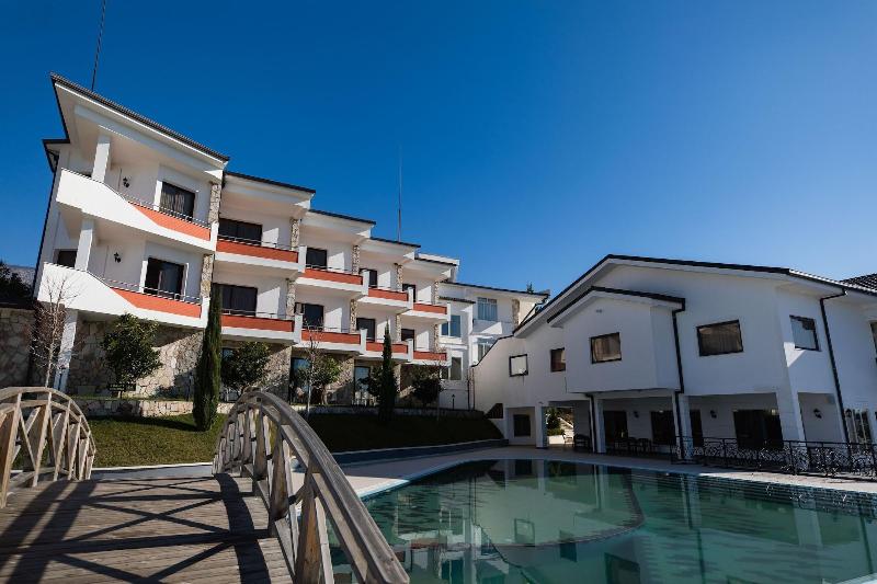 Chateau Linza Resort image