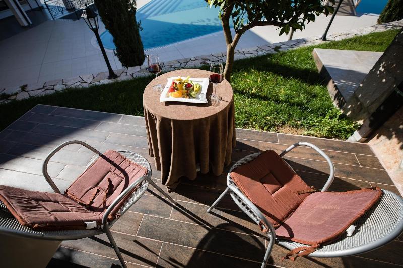 Chateau Linza Resort image