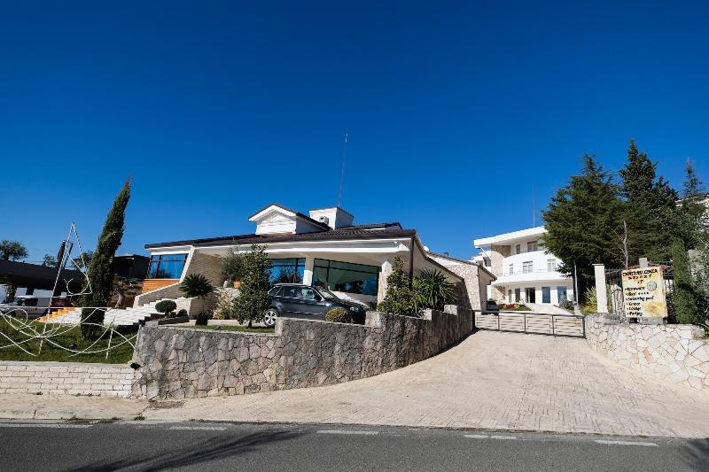 Chateau Linza Resort image