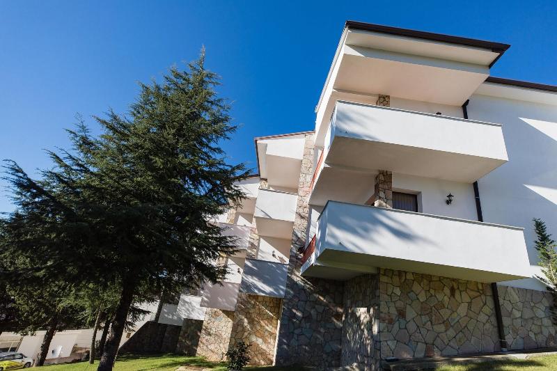 Chateau Linza Resort image