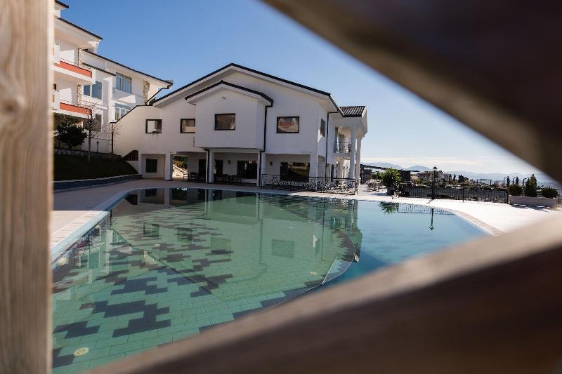 Chateau Linza Resort image