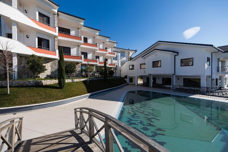 Chateau Linza Resort image
