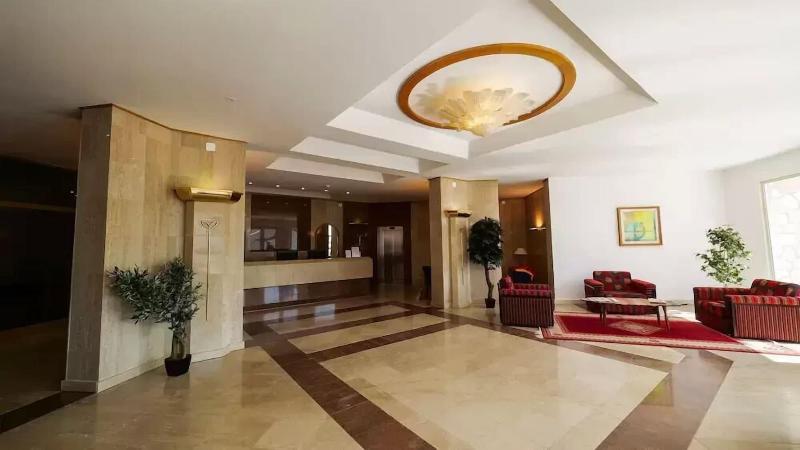 Chateau Linza Resort image