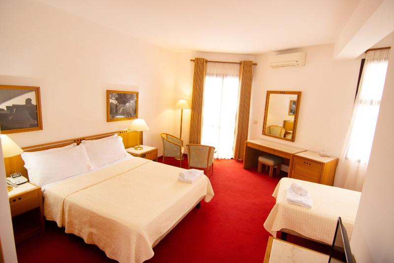 Chateau Linza Resort image