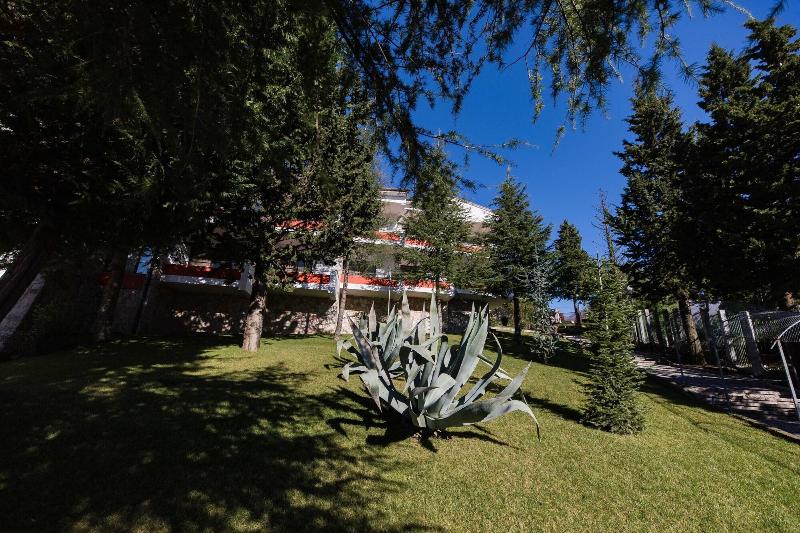 Chateau Linza Resort image