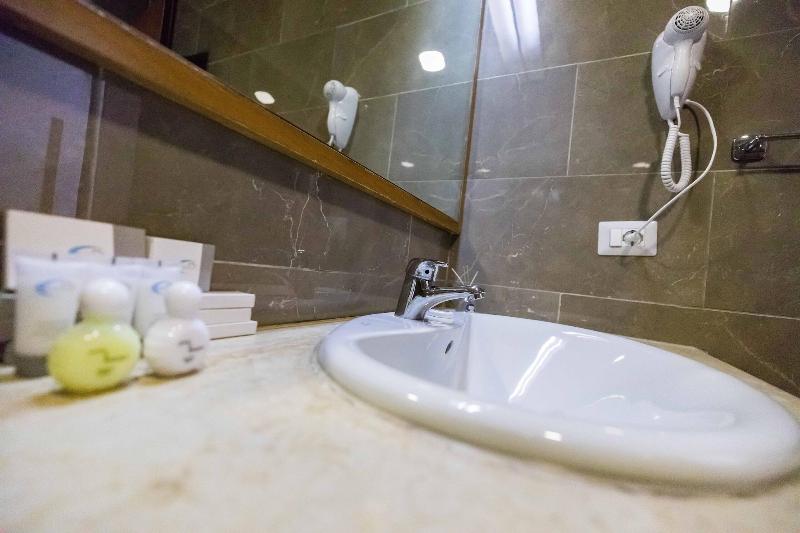Chateau Linza Resort image