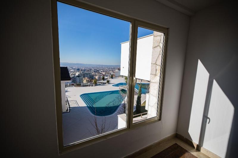 Chateau Linza Resort image