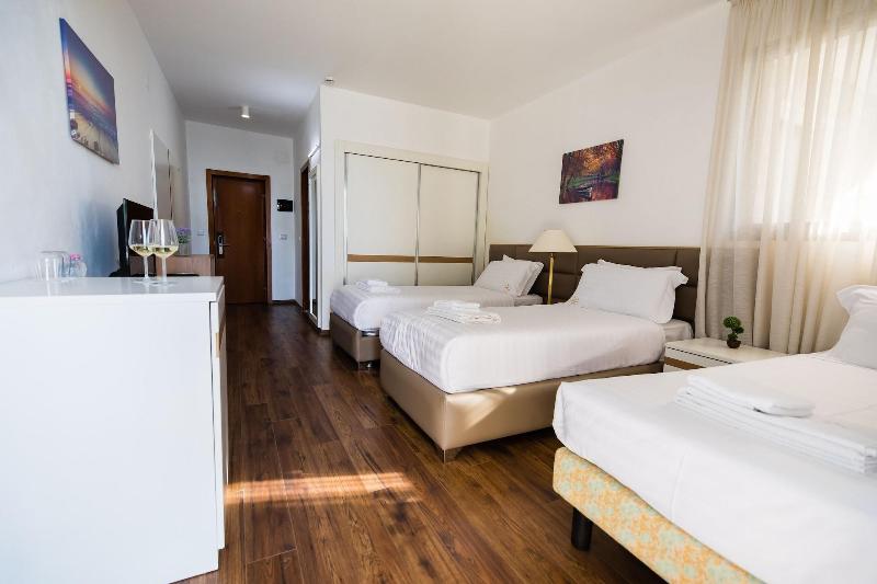 Chateau Linza Resort image