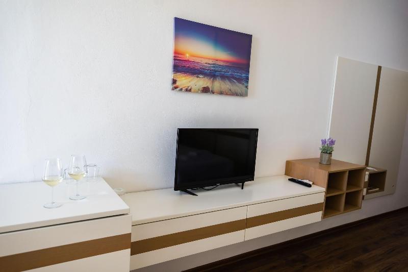 Chateau Linza Resort image