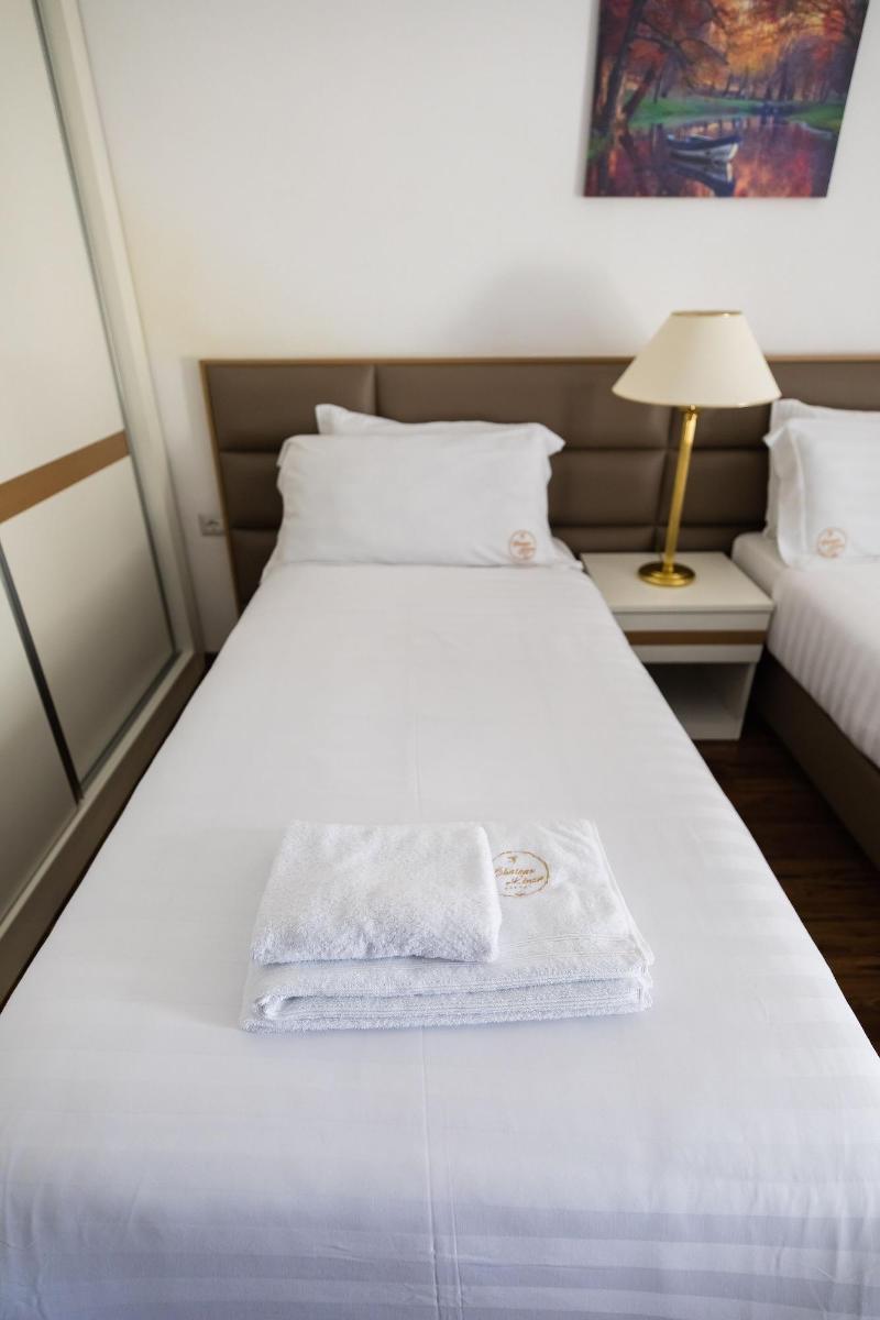 Chateau Linza Resort image