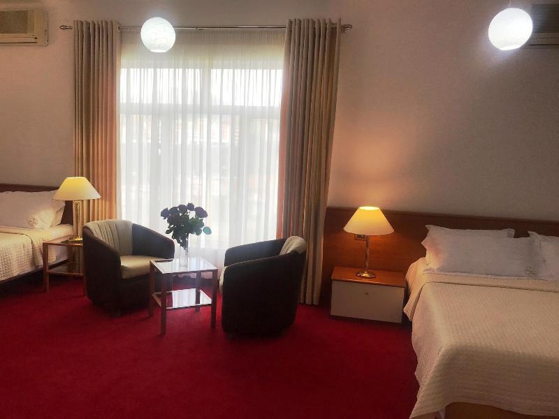 Chateau Linza Resort image