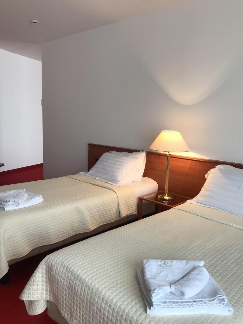 Chateau Linza Resort image