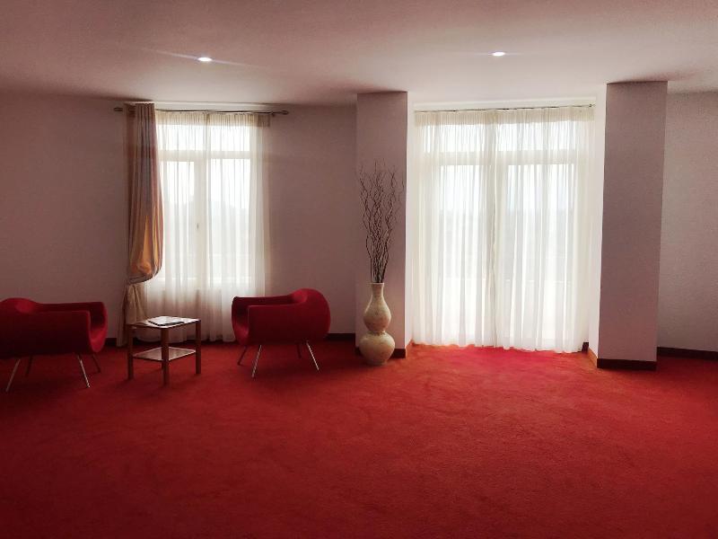 Chateau Linza Resort image