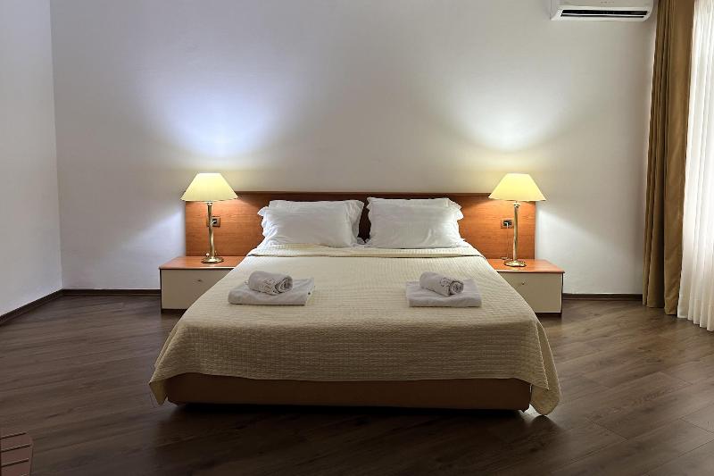Chateau Linza Resort image