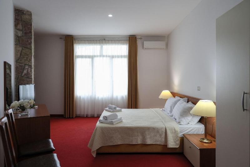 Chateau Linza Resort image