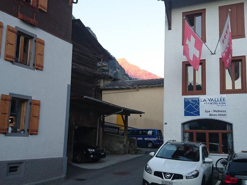 La Vallee Hotel & Spa image