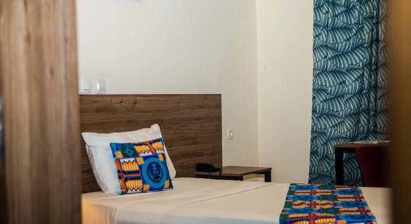 BlueBay Hotel Abidjan image