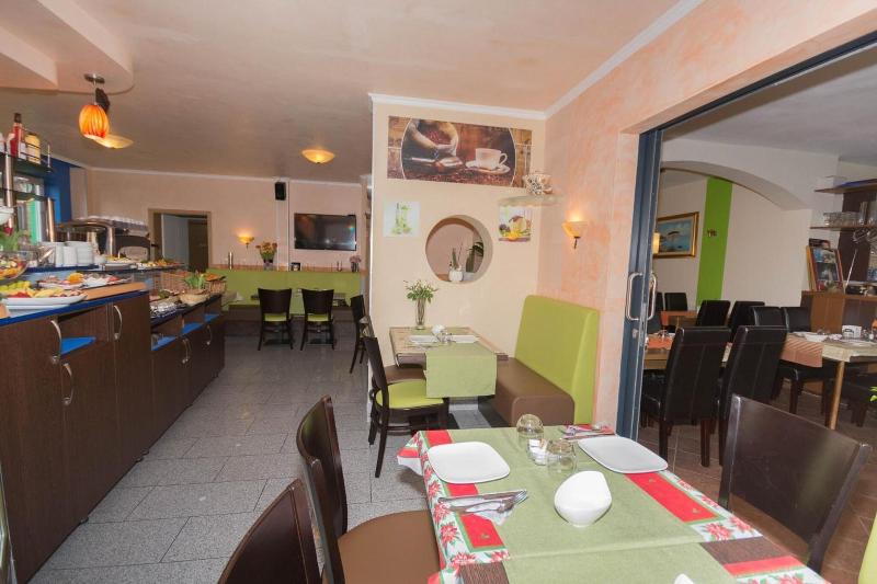Hotel Sonne am Meer image