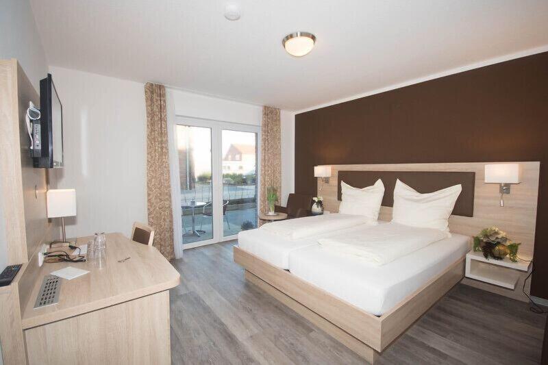 Hotel Sonne am Meer image