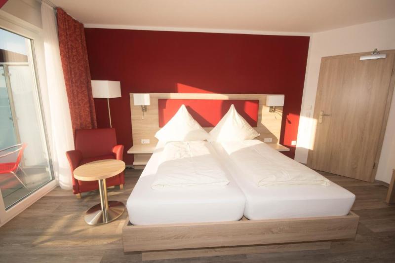 Hotel Sonne am Meer image