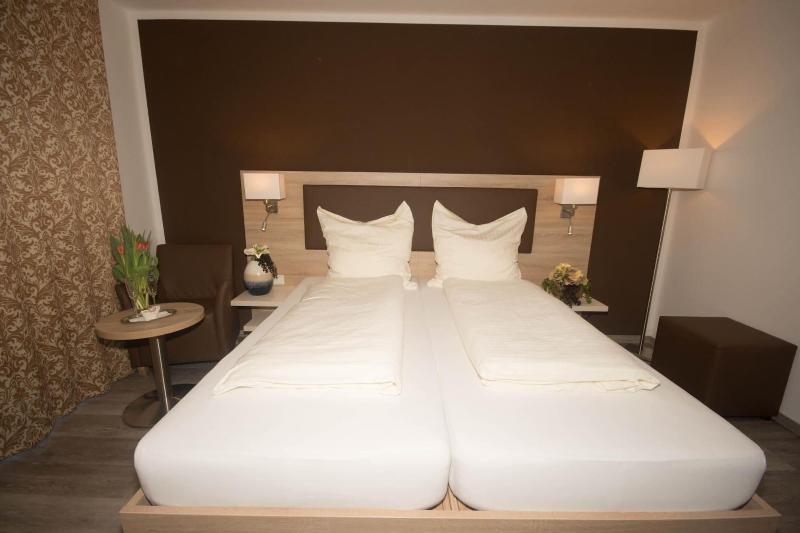 Hotel Sonne am Meer image