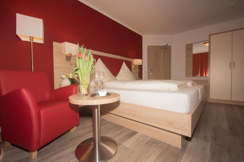 Hotel Sonne am Meer image